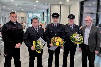 Von links: Stadtwehrleiter Nico Voigtländer, Ralf Schumann, Andreas Patsch, Detlef Patsch und Jens Scharff.