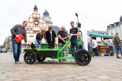 Hingucker waren auch die neuen, in Plauen entwickelten Lastenfahrräder der Firma Vowag. 