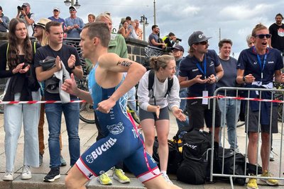 Justus Töpper vom RSV 54 Venusberg kämpfte sich am Wochenende bei den Deutschen Meisterschaften im Triathlon in Venusberg in seiner Altersklasse aufs Treppchen.