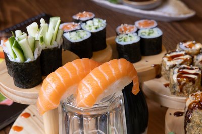Die Erzgebirger haben aufs Sushi-Restaurant gewartet: Es soll neben „Chopsticks“ in Aue, das Restaurant öffnete vor fünf Monaten, die Marktlücke bei japanischen Speisen schließen.