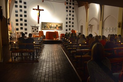 In der Katholischen Kirche Mittweida fand einTaizé-Gebet statt.