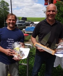 Die Mylauer Doppelsieger bei den Pirker Finntagen: Ulf-Peter Pestel (rechts) und der Zweitplatzierte Thomas Fleischmann.