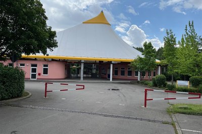 An warmen Tagen ist das Gablenzer Bad immer gut besucht. Nach Vorfällen in den zurückliegenden Jahren ist auch ein Sicherheitsdienst vor Ort.