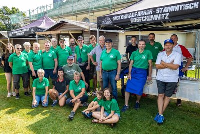 Das sind die Macher hinter dem Treffen: Der Motorradfahrer-Stammtisch aus Dorfchemnitz.