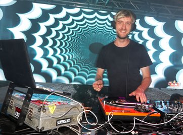 Der Loungeclub Glauchau sorgte mit DJ Newtronic für die richtige Stimmung am City-Beach.