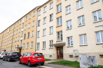 Diese AWG-Häuser an der Windmühlenstraße 19-25 erhalten in diesem Jahr eine Fassadendämmung.