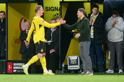 Julian Brandt (l) und sein Noch-Coach Niko Kovac. 