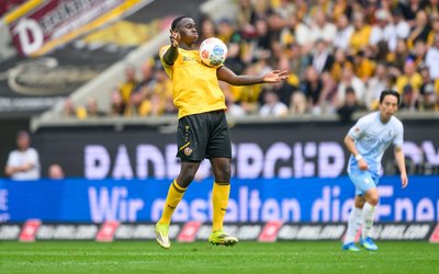 Kofi Amoako wechselt aus Dresden nach Hamburg. (Archivbild)
