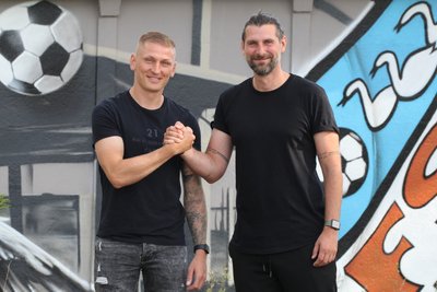 Marc-Philipp Zimmermann (links) und FSV-Sportdirektor Robin Lenk.