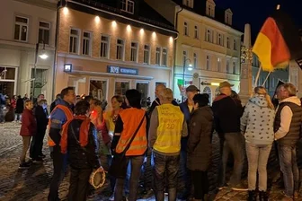 400 Teilnehmer bei Demo im vogtländischen Auerbach -