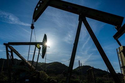 Wegen des Irankriegs sind die Preise für Rohöl stark gestiegen