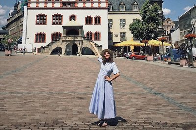 Die gebürtige Plauenerin Anett Fritsch kommt immer wieder gern in ihre Heimatstadt zurück. 