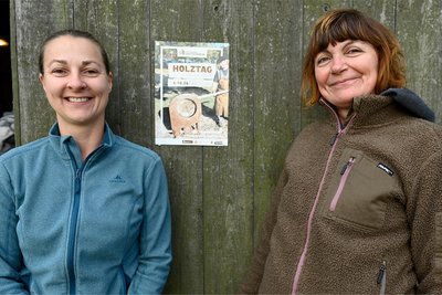 Peggy König (rechts) und Romy Bauch - die Museumspädagoginnen in Eubabrunn und Landwüst.