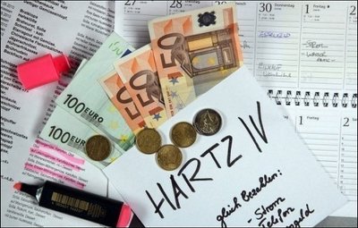 Die SPD ist offenbar zu einem Kompromiss im Ringen um die künftigen Regelsätze für Hartz IV bereit. "Alle sind zu einem Kompromiss verpflichtet", sagte SPD-Fraktionschef Joachim Poß.
