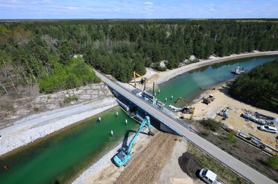 Noch wird an einigen Stellen im Lausitzer Seenland gebaut. 