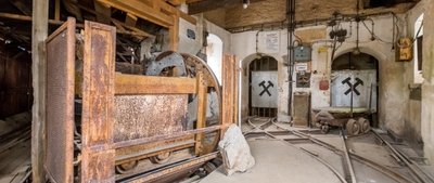 Im Gebäude am Schacht 2, in dem einst die mit Kalk beladenen Hunte nach oben kamen, soll ein Aufzug Besucher künftig auch unter Tage führen. 