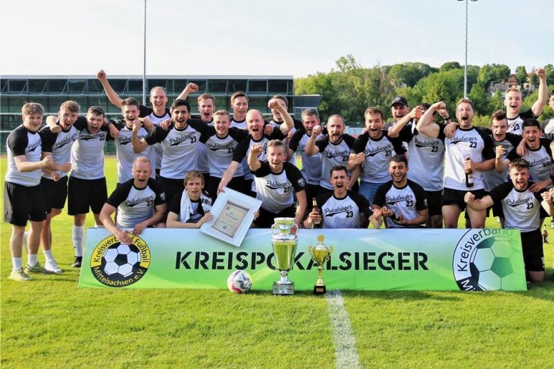 Fu-ball-Kreispokal-Zweite-Mannschaft-des-BSC-Freiberg-erk-mpft-vor-fast-700-Fans-den-Titel