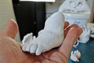 Ein Babyfüßchen.