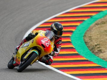 Dirk Geiger landete in der Moto3 auf Platz 23.