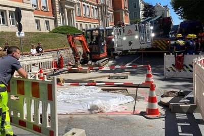 Rückblick: Anfang August war das Riesenloch unter der Reichenbacher Kreuzung entdeckt worden.