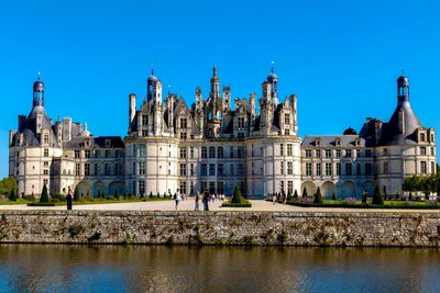 Schloss Chambord in Frankreich ist ein Motiv der Ausstellung des Fotokünstlers Yu Lap Tang.