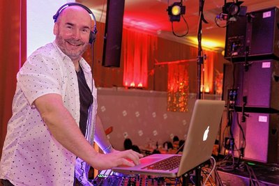 Steht seit 35 Jahren am Musikpult: Sven Datemasch, besser bekannt als DJ Match.