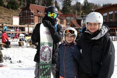 Jan Fischer, seine Frau Katrin Wolf und Tochter Dora verbringen gern verlängerte Wochenenden in Johanngeorgenstadt und Potůčky.