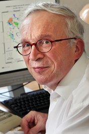 Seismologe Siegfried Wendt.