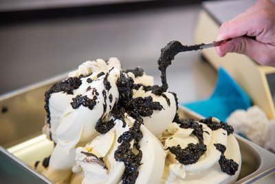 Oreo-Eis wird es in der Eismanufaktur Bacio & Caffé in Oelsnitz ebenso geben. Dieses Eis ist besonders bei Kindern beliebt.