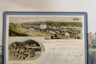 Im Jahr 1826 wurde die Wasserschänke gebaut. Die erste Postkarte stammt von 1891. Sie zeigt das Ausflugslokal mit Biergarten sowie die alte Spinnerei, später Pappenfabrik.
