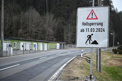 Statt der angekündigten Vollsperrung der B 283 in Zwota gibt es ab kommender Woche eine halbseitige Sperrung.