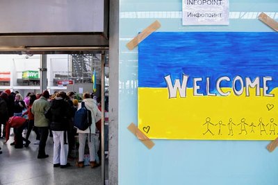 Der Erzgebirgskreis stößt bei der Unterbringung von Geflüchteten an seine Grenzen. Es laufen bereits Planungen für ein Containerdorf und weitere Notunterkünfte. 