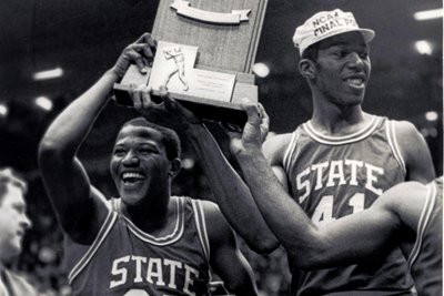 1983 gewann Thurl Bailey (rechts) mit North Carolina die College-Meisterschaft. Im selben Jahr schaffte er es in die NBA.