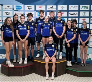 Die erfolgreichen Schwimmerinnen und Schwimmer des Landesstützpunktes aus Chemnitz bei der Kurzbahn-DM in Wuppertal. 