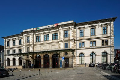 Der historische Haupteingang des Chemnitzer Hauptbahnhofs.
