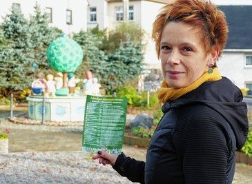 Das Programm für den Lebendigen Adventskalender, das Antje Wolfeil am Spieldosenplatz präsentiert, ist wieder prall gefüllt.