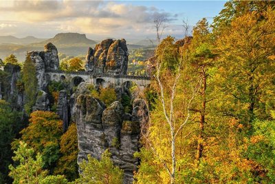 Das Nationalpark Sächsische Schweiz lockt viele Erholung Suchende an, doch der Klimawandel setzt diesem Naturparadies zu. 