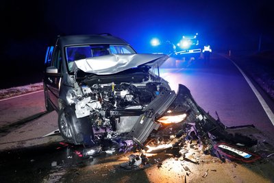 Zu einem Verkehrsunfall mit einer Wildschweinrotte ist es Donnerstagfrüh in Lichtenau gekommen