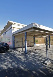 Auch außen soll die frühere Kaufhalle wieder ansehnlich werden.