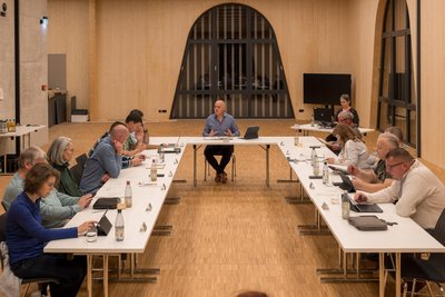 Im Feuerwehrschulungsraum der Ellefelder Feuerwehr darf weiterhin gefeiert werden, entschied der Gemeinderat.