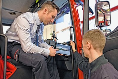 Albrecht Kempe (l.) und Richard Klemm haben die gemeinsame Website auf den Weg gebracht. 