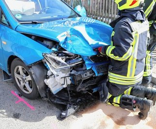 Ein schwerer Unfall hat sich am Freitagmittag in Bernsbach ereignet. 