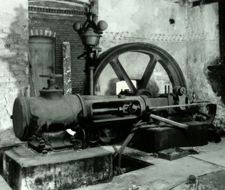 Dampfmaschine
