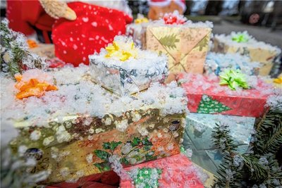 Am Heiligabend heißt es für Kinder in Annaberg-Buchholz wieder: zu Besuch beim Weihnachtsmann. Sie treffen ihn aber nicht mehr am Schutzteichpavillon, sondern an einem neuen Ort. 