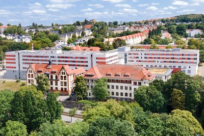 Das Helios Vogtland-Klinikum Plauen, das größte Klinikum der Region, öffnet am Samstag seine Tore zu einem Tag der offenen Tür.