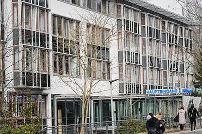 Im Bethanien-Krankenhaus gilt Maskenpflicht auf zwei Stationen, auf den anderen Stationen wird die Maske empfohlen. 