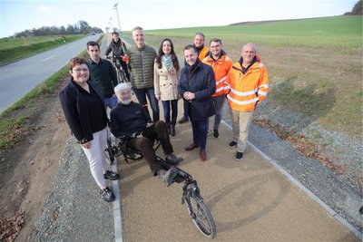 Am Nachmittag wurde der Radweg offiziell freigegeben.