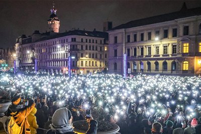Mehrere tausend Teilnehmer folgten am 15. Januar einem Aufruf des Leipziger Bündnisses „Leipzig nimmt Platz“ zur Demonstration "Es reicht! Gegen die faschistischen Deportationspläne von AfD und Werteunion!“