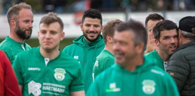 Zum Lachen ist SVL-Trainer Manuel Kluge (M.) in der aktuellen Lage zwar nicht immer zu Mute, aber er sorgt dafür, dass seine Mannschaft in den kommenden Wochen nicht in Hektik verfällt. 