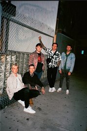 Supersensible Sheffield-Metaller mit Stahlwalzen-Genen: Bassist Matt Kean, Sänger Oliver "Oli" Sykes, Gitarrist Lee Malia, Drummer Matt Nicholls und Keyboarder Jordan Fish (von links) sind Bring Me The Horizon. 